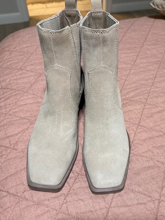 Dolce Vita Boots Womens 7.5 Huey Studded Pull On Bootie  Dolce vita booties